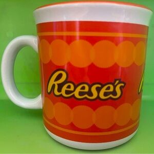 vintage 1990s hershey galerie reeses ceramic coffee mug 12oz.
